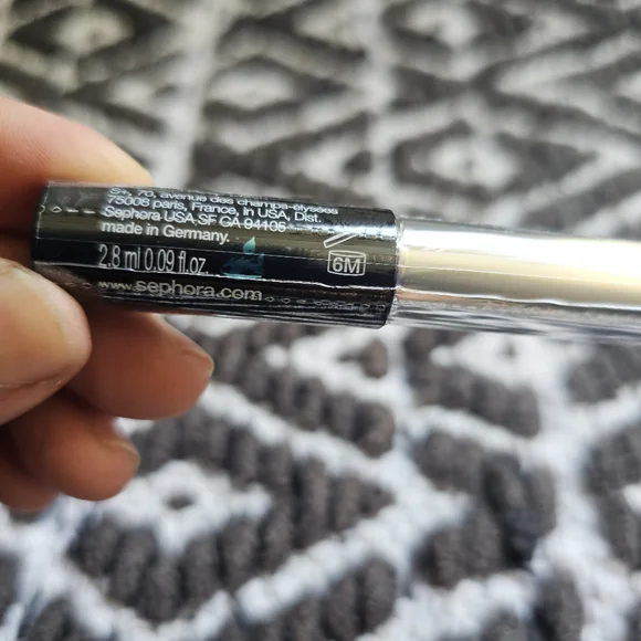 SEPHORA COLLECTION Intense Felt-Tip 12HR Liquid Waterproof Eyeliner 01Deep Black - Picture 15 of 16